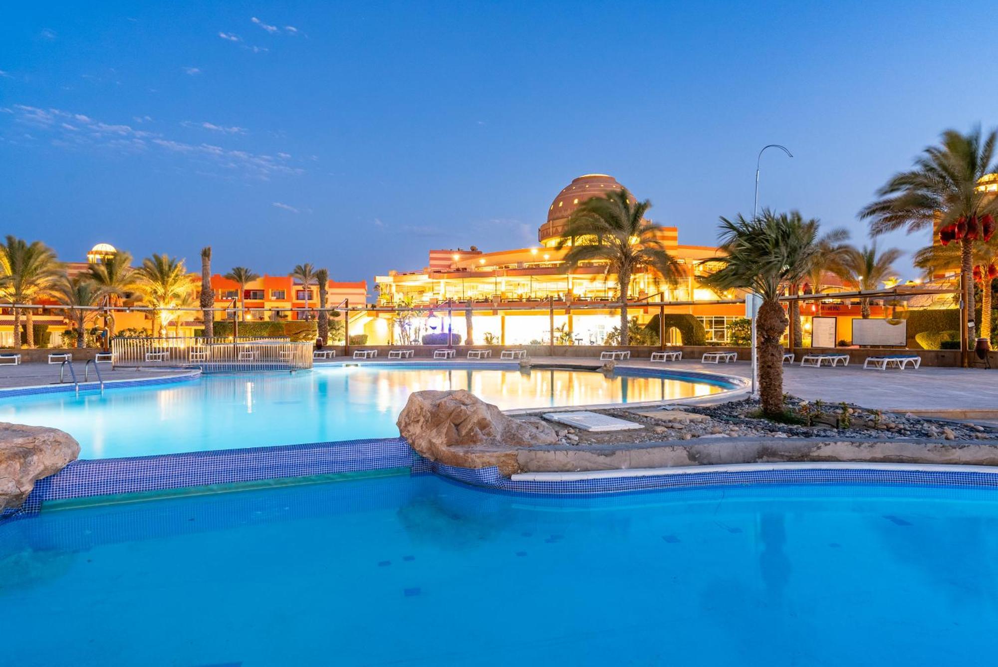 Malikia Resort Abu Dabbab Marsa Alam Exteriör bild